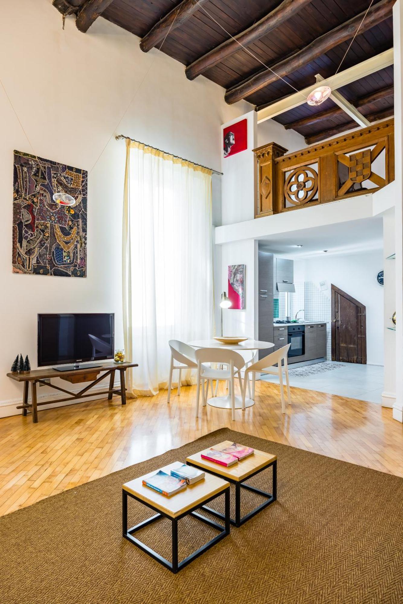 Gorgeous Loft By Napoliapartments *