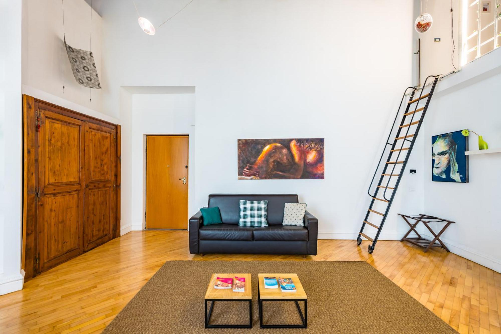 Gorgeous Loft By Napoliapartments *